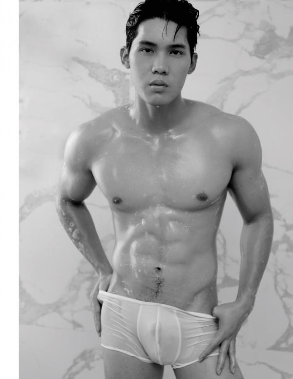 Back-03--Boss-24-Hours-125-Pics--BtS