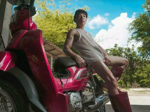 Bang-1-Premiere-Issue