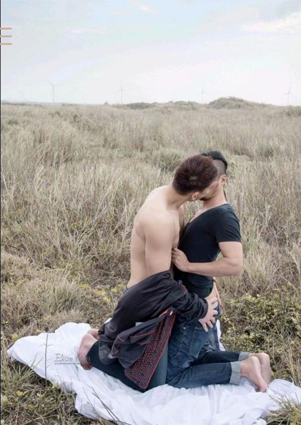 Blue-Men-No.202-EbookVideo