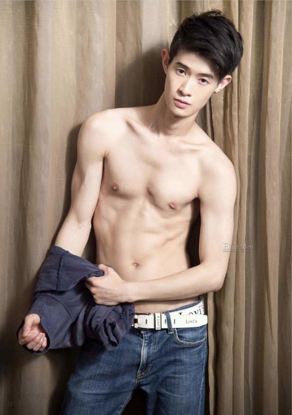 Blue-Men-No.211-–-Chris-EbookVideo