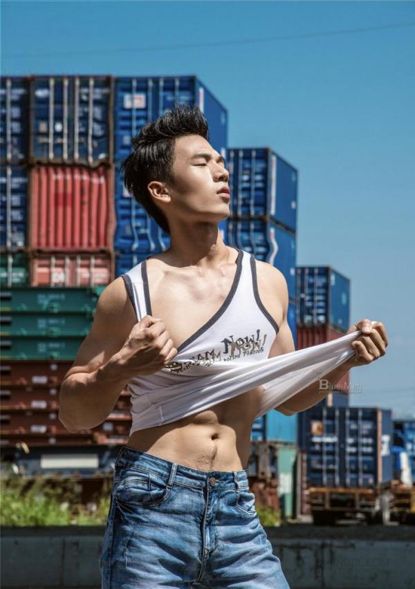 Blue-Men-No.239-EbookVideo