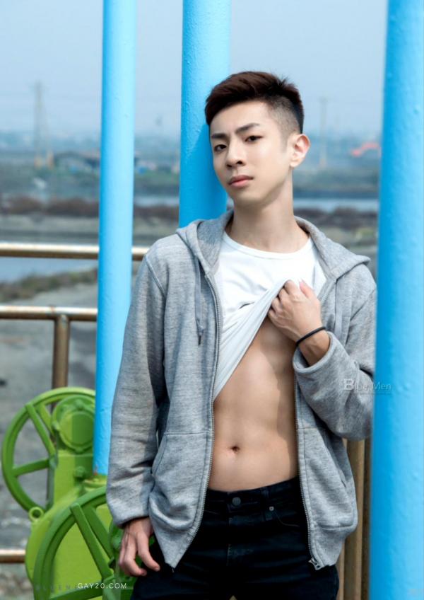 Blue-Men-no.267-ebook--cum-video