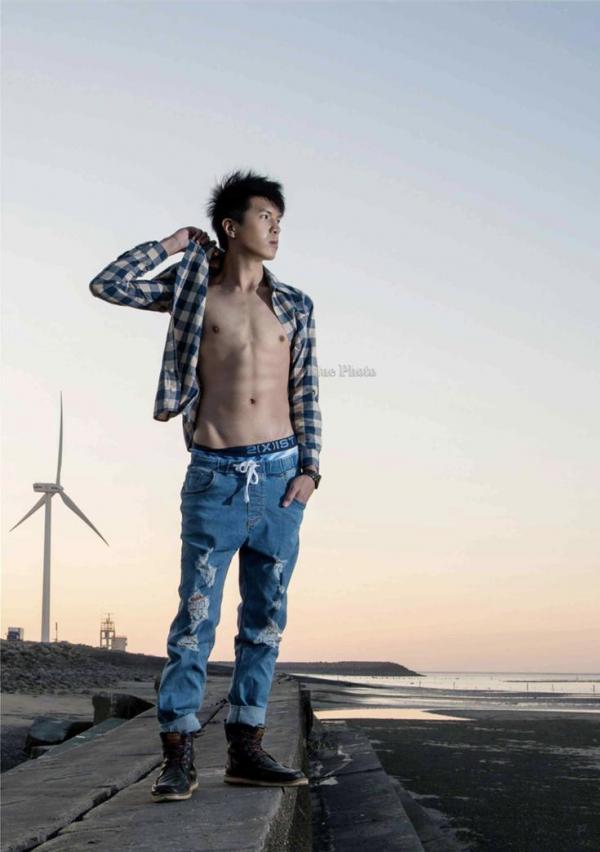 Blue-Photo-No.93-EbookVideo