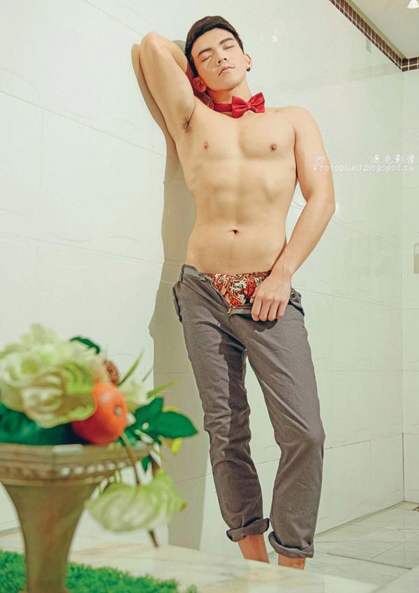 BlueMan-10-:-Sex-And-Model