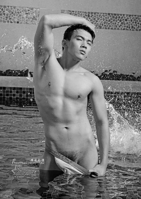 BlueMan-10-:-Sex-And-Model