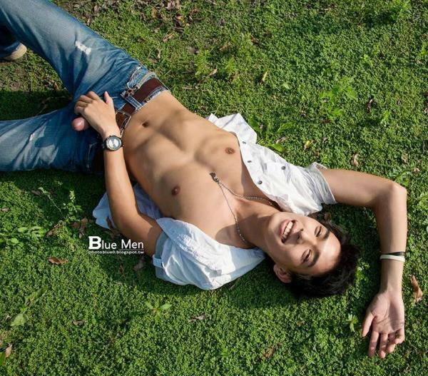 BlueMan-56--Pics--BTS-