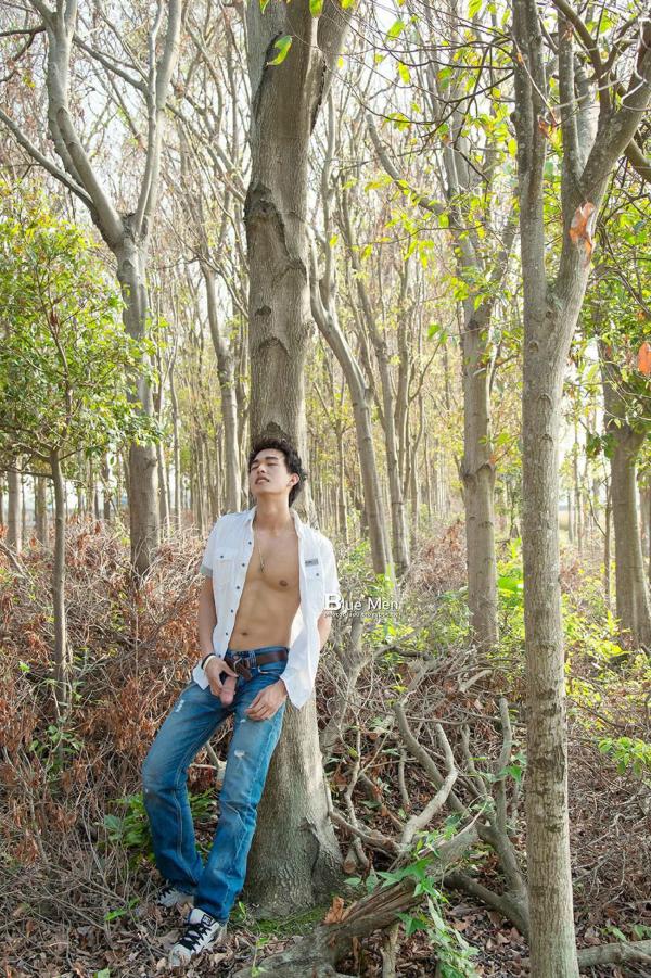 BlueMan-56--Pics--BTS-