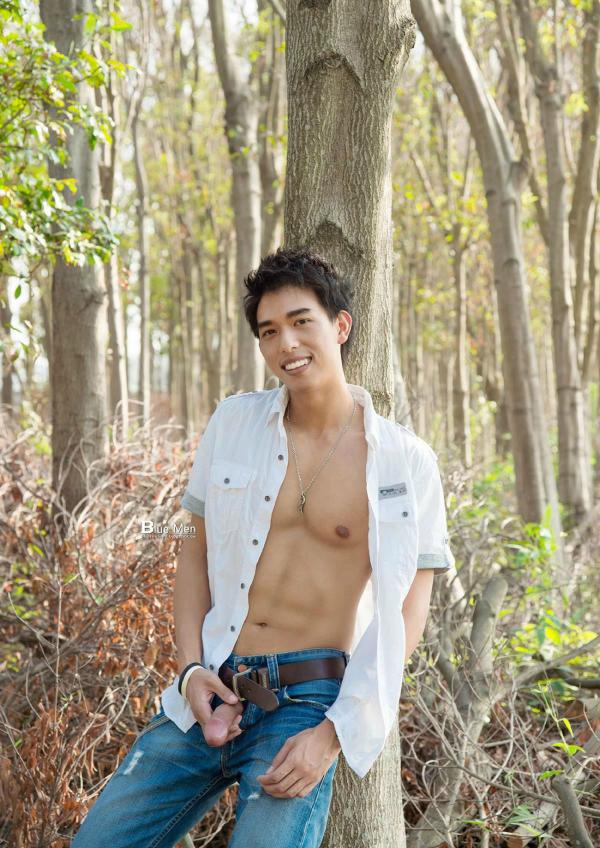 BlueMan-56--Pics--BTS-