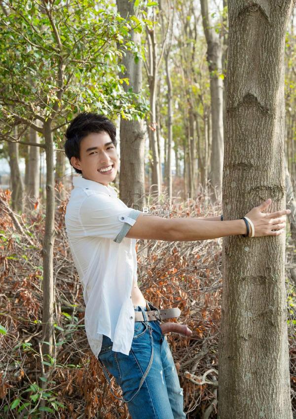 BlueMan-56--Pics--BTS-