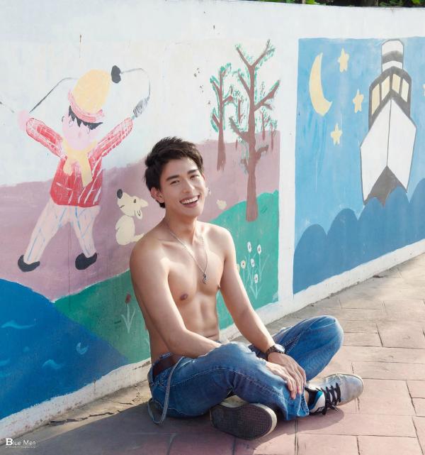 BlueMan-56--Pics--BTS-