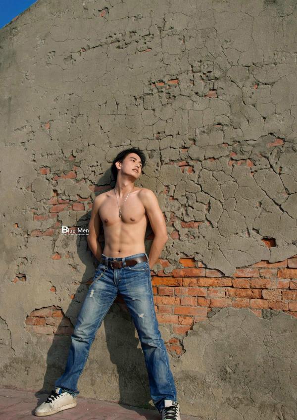 BlueMan-56--Pics--BTS-