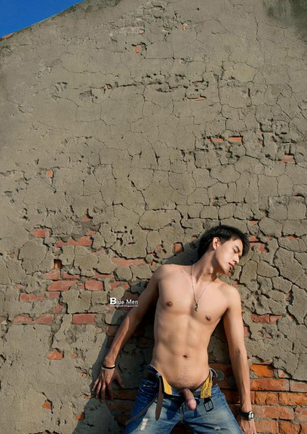 BlueMan-56--Pics--BTS-