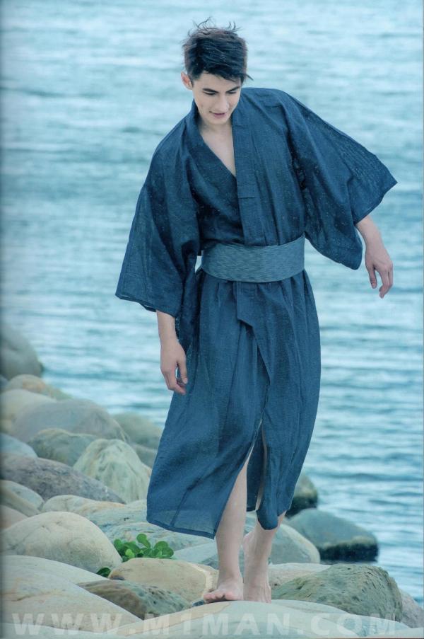 BlueMen-014--Men’s-Milk-Attraction