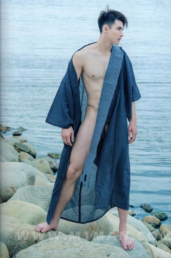 BlueMen-014--Men’s-Milk-Attraction