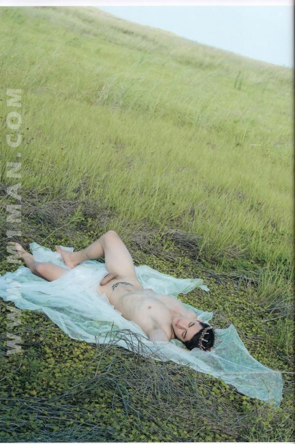 BlueMen-014--Men’s-Milk-Attraction