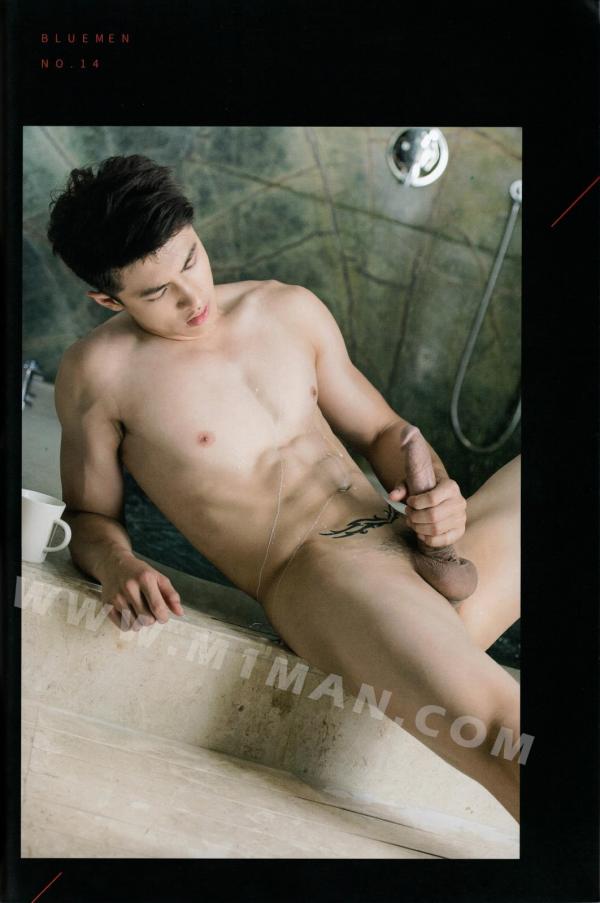 BlueMen-014--Men’s-Milk-Attraction