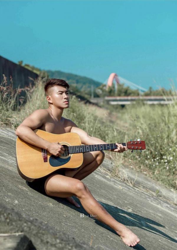 BlueMen-119--EbookVideo-