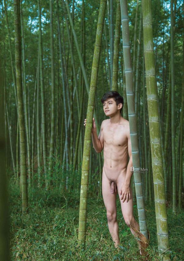 Blueman-Magazine-no.129--Weicheng