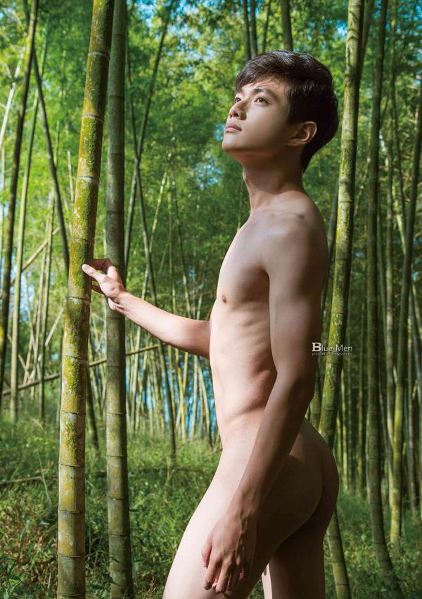 Blueman-Magazine-no.129--Weicheng