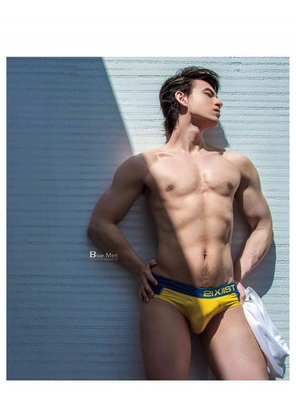 Bluemen-Magazine-no.104--ERIC