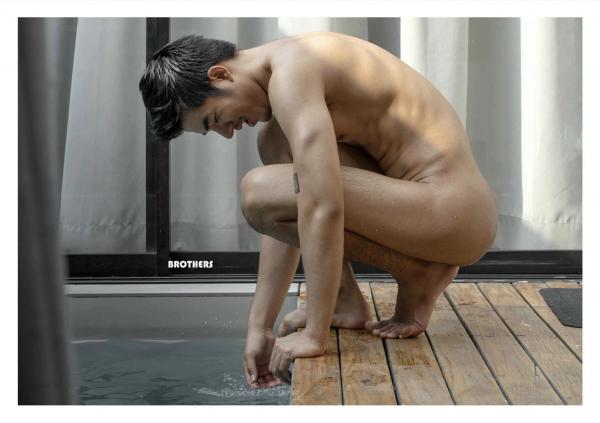 Brothers-Vol.33--Parn