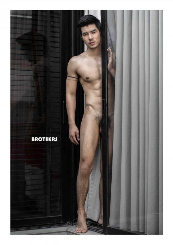 Brothers-Vol.33--Parn