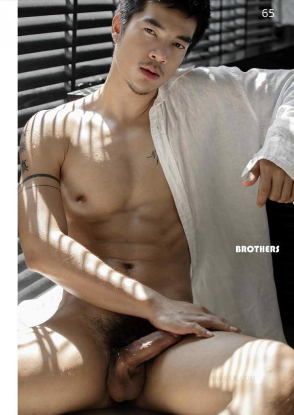 Brothers-Vol.33--Parn