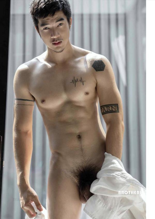 Brothers-Vol.33--Parn