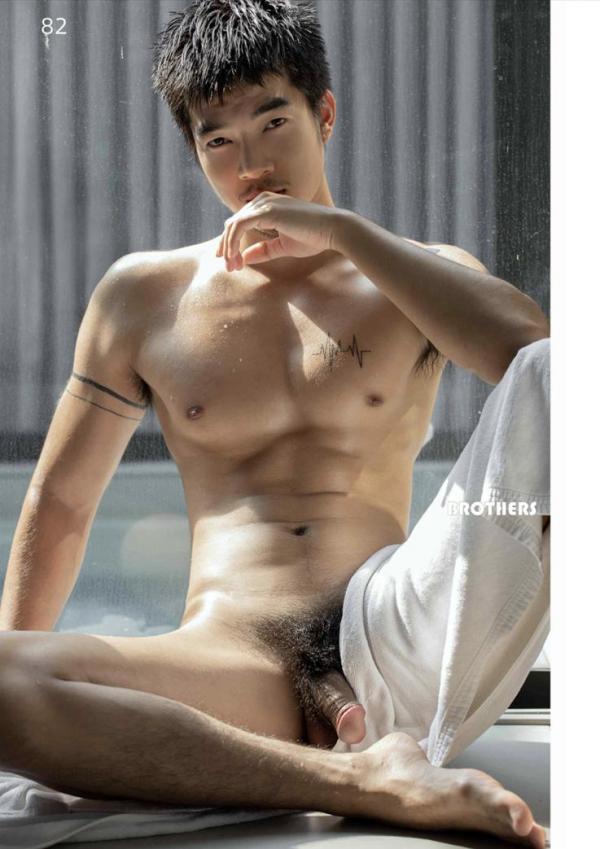 Brothers-Vol.33--Parn