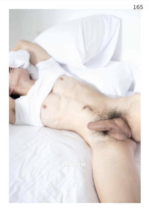 Brothers-Vol.37-–-Moji-amp-Meak