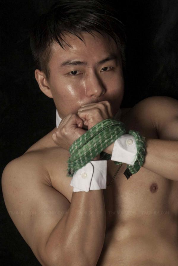 Catch-Me-03--Henry-TriỆu