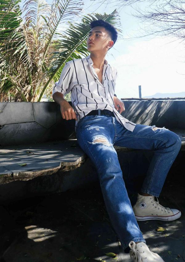 DUDEK-ISSUE-01---A-DAY-FOR-A-PATTAYA-BOY