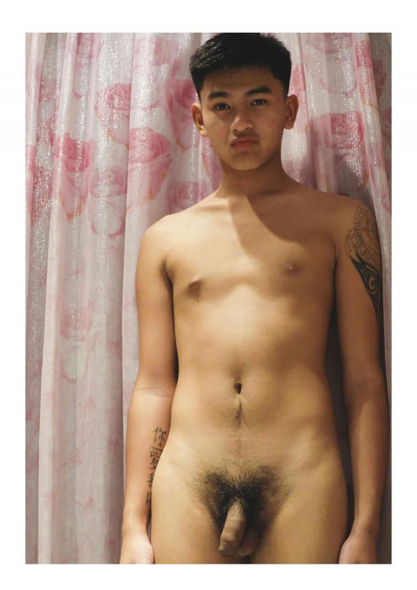 DUDEK-ISSUE-01---A-DAY-FOR-A-PATTAYA-BOY