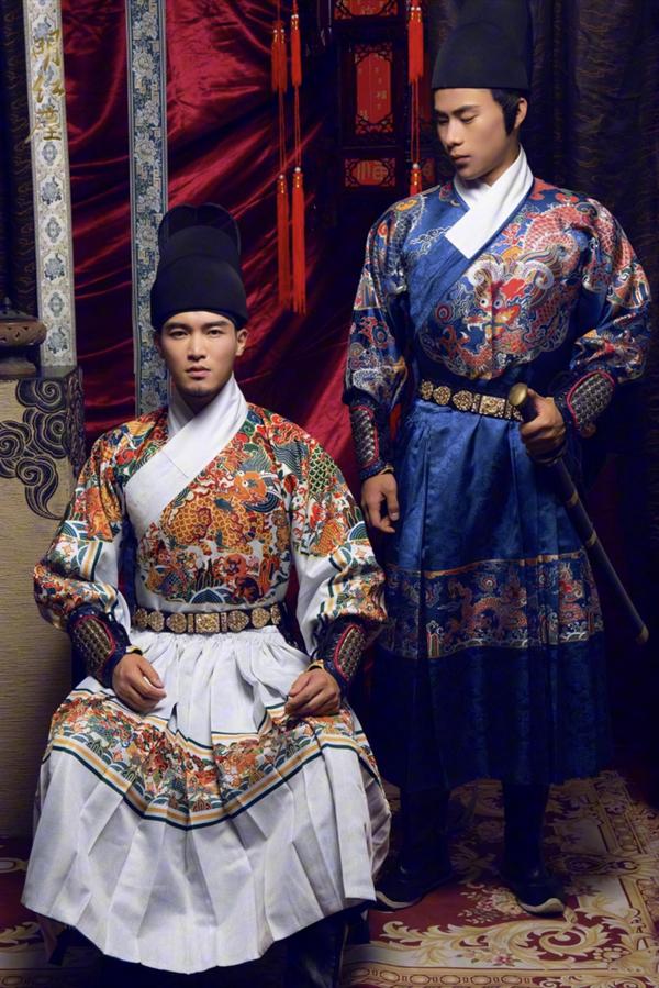 DaoXQ.KinG--HOÀNG-THƯỢNG-VÀ-TÔI