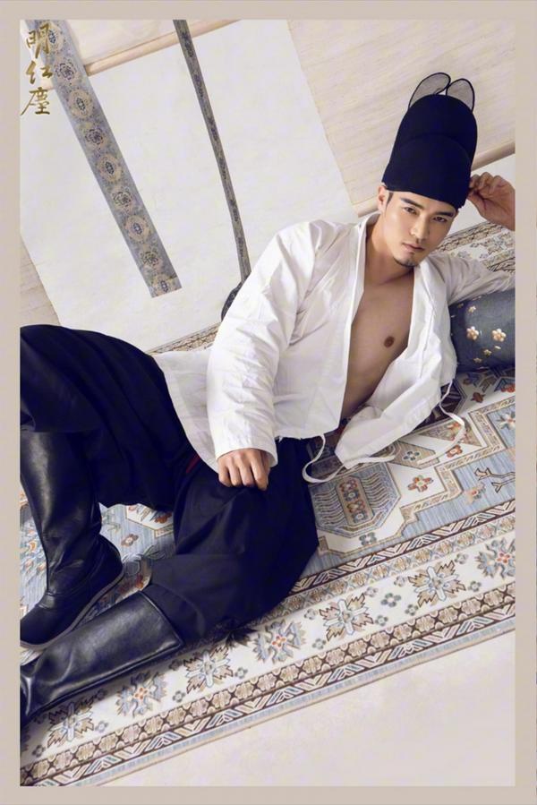 DaoXQ.KinG--HOÀNG-THƯỢNG-VÀ-TÔI