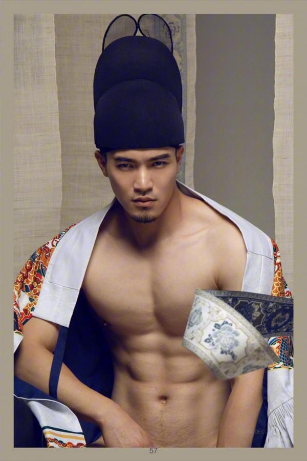 DaoXQ.KinG--HOÀNG-THƯỢNG-VÀ-TÔI