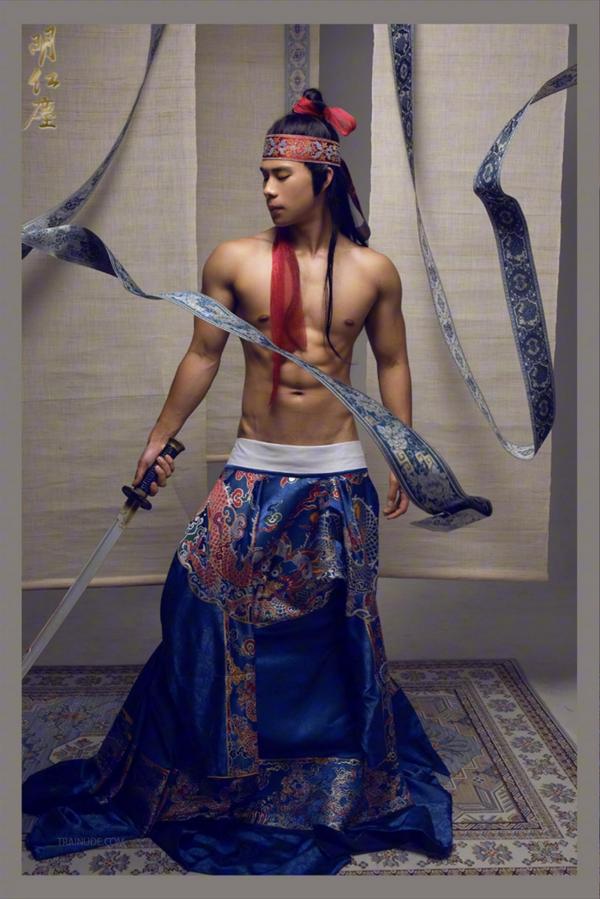 DaoXQ.KinG--HOÀNG-THƯỢNG-VÀ-TÔI