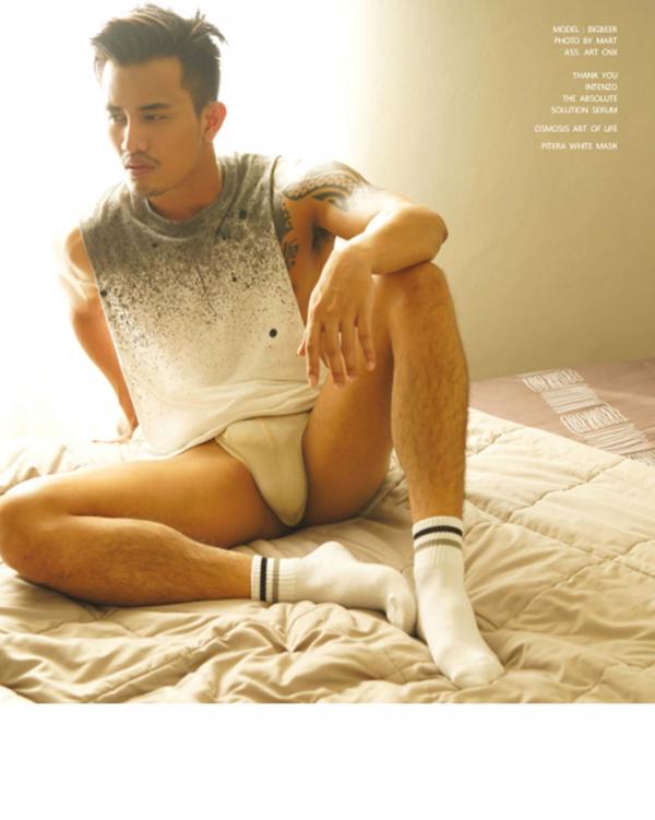 December-Cushy-01--Bheady