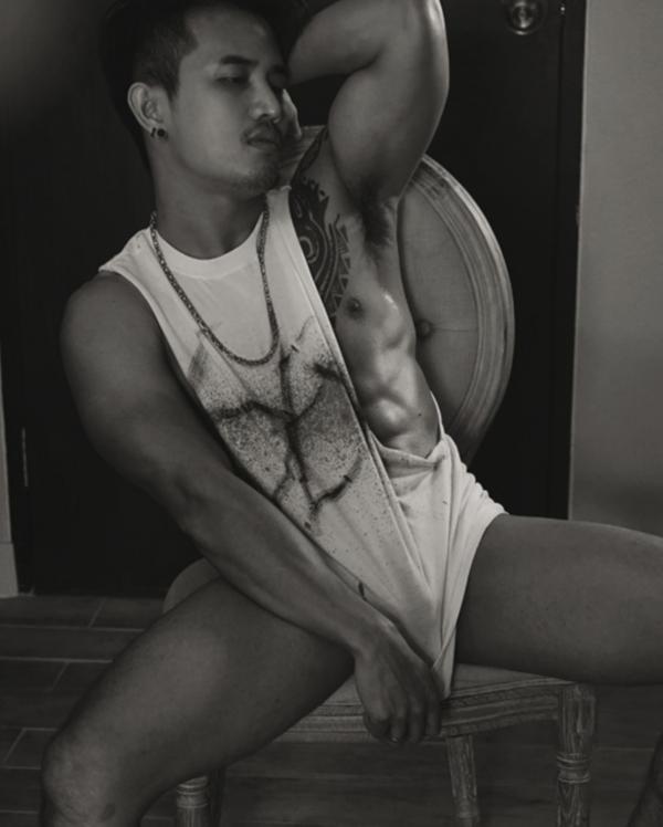 December-Cushy-01--Bheady