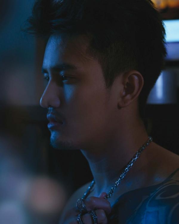 December-Cushy-01--Bheady