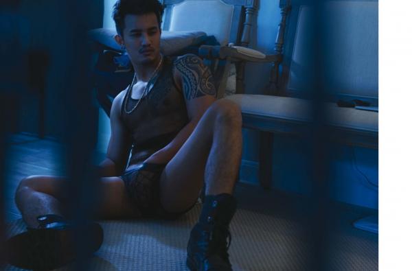 December-Cushy-01--Bheady