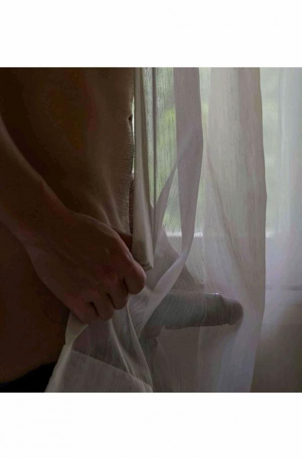 FAP-03--Private-Emotion-Pics--BtS