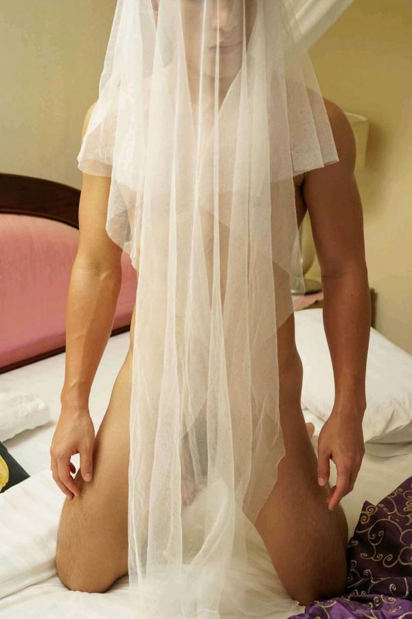 FAP-03--Private-Emotion-Pics--BtS