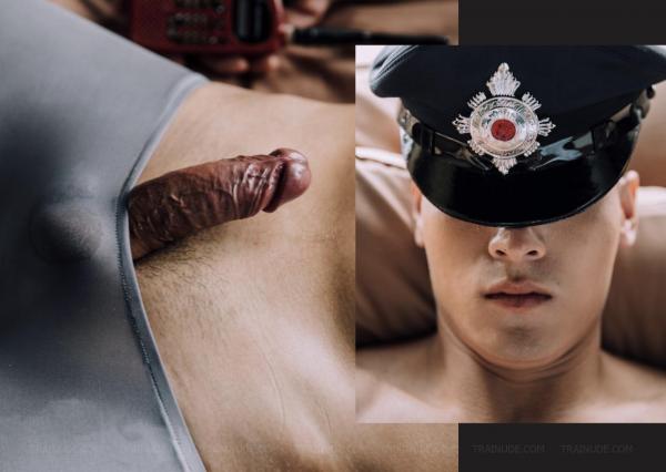 FOXX-vol.-1-–-An-Đức-Quân-Quân-Cua