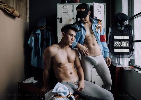 FOXX-vol.-1-–-An-Đức-Quân-Quân-Cua