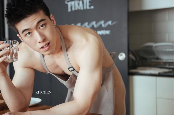 Gosh-Guy-No.14---Tae-Nukun