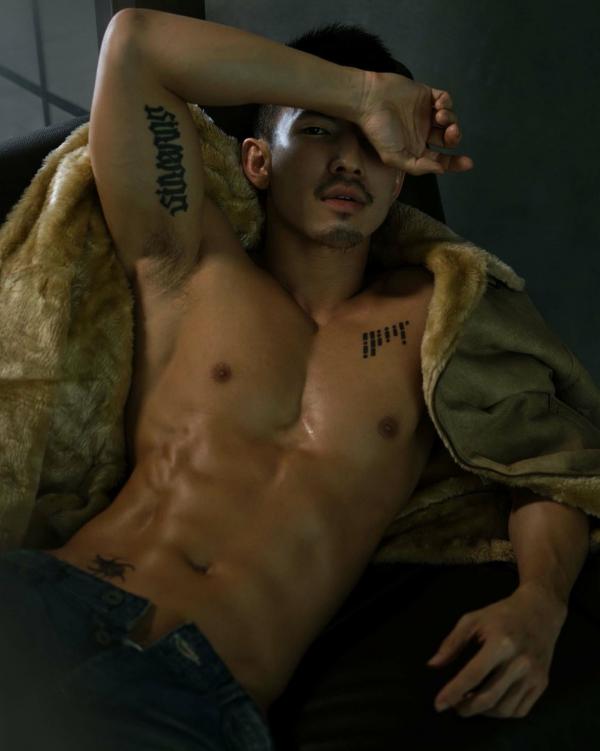 Homme-vol1--Silveron