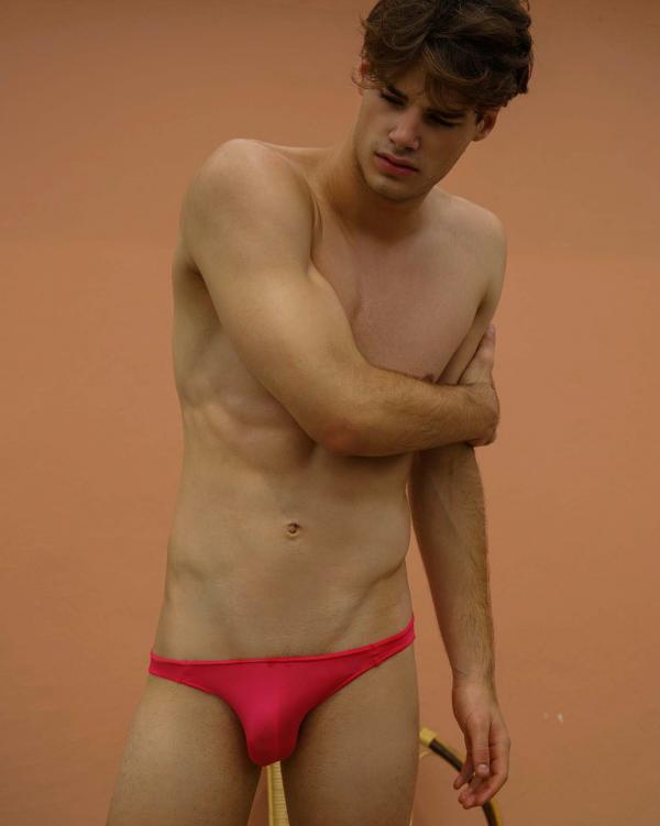 Homme-vol1--Silveron