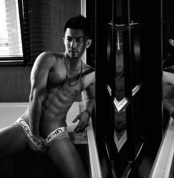 Homme-vol1--Silveron