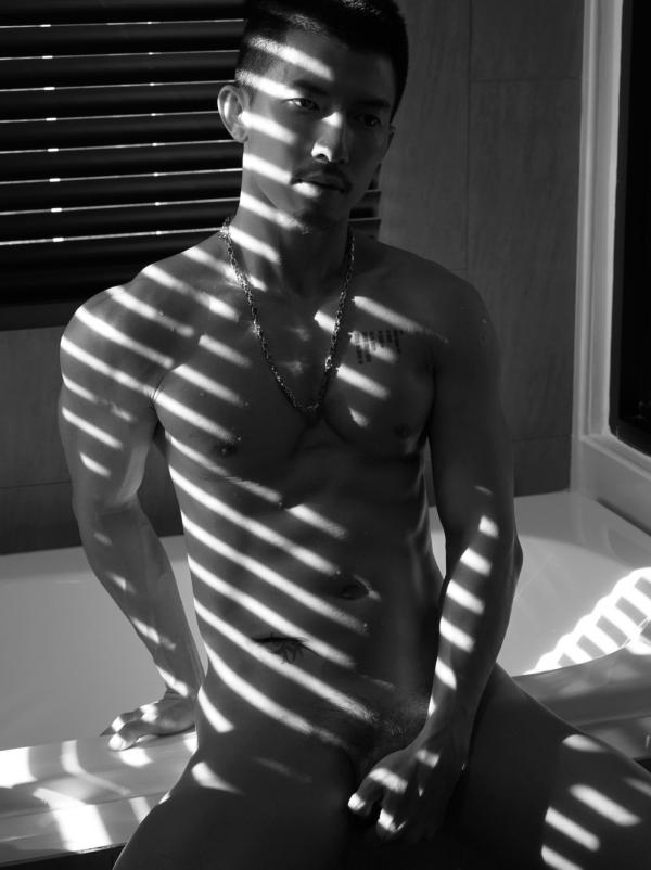 Homme-vol1--Silveron